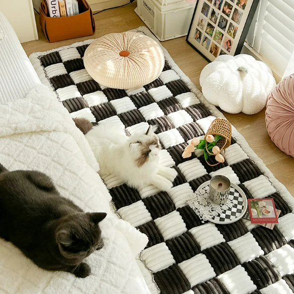 Plush Checkered Bedside Pet Mat - Cozy Cat & Dog Mat